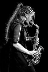 149674_105216059551910_100001905493185_38518_3574114_n